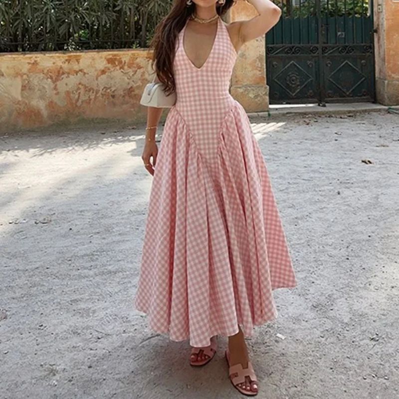 Spring 2026 Women's French Style Dress Elegant INS Halter Neck Pleated Waist Fitted Long American Fashion New Clothing_ecoleips.com