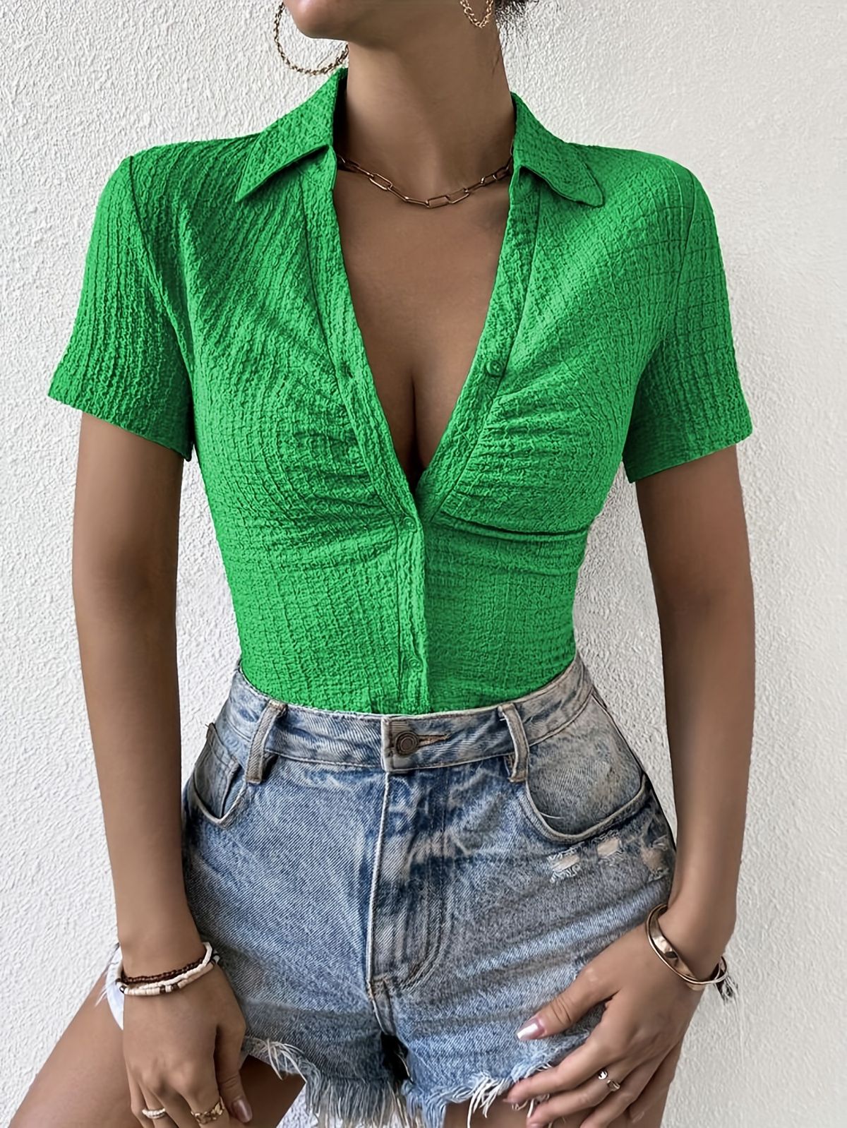 Women's Elegant Solid Color Knitted Short Shirt Fashion Breathable Top Design Short Sleeve_ecoleips.com