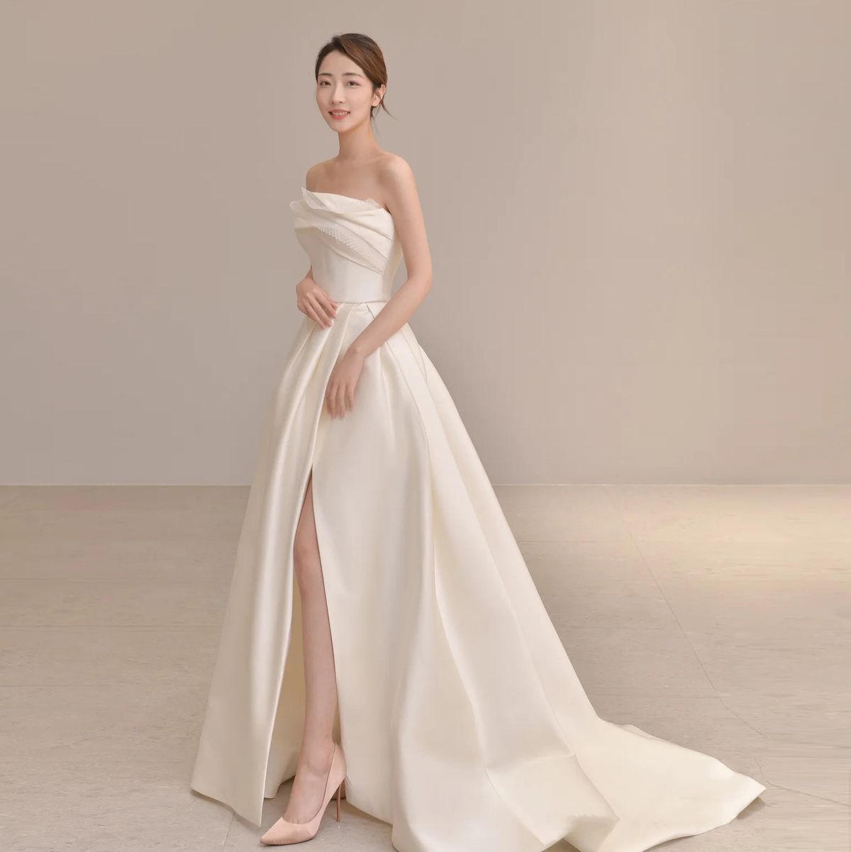 French Style Light Wedding 2025 New Bride Strapl Simple Satin Gown High-Quality Texture Floor-Length Spring Outing_ecoleips.com