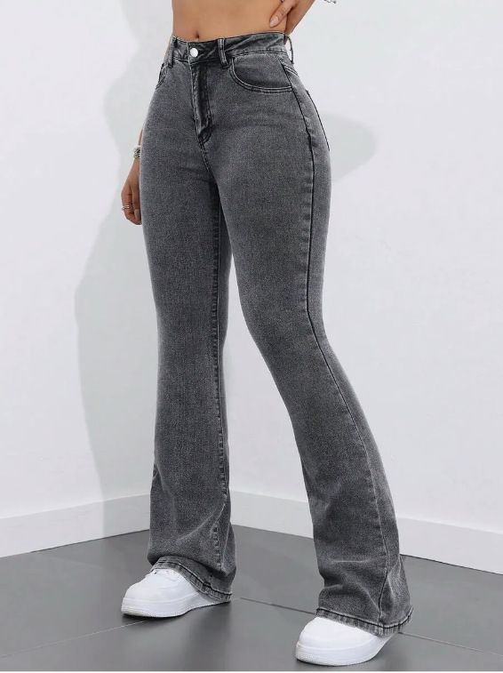 "Russian-Style Flared Jeans For Women – High-Waisted Bootcut Denim Pants (Size 25-32, Greyish Wash)"_ecoleips.com
