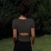 A Short Short-Sleeved T-Shirt With A Navel Exposure For Petite Women, Featuring A Summer Design With A Hollowed-Out Soli_ecoleips.com