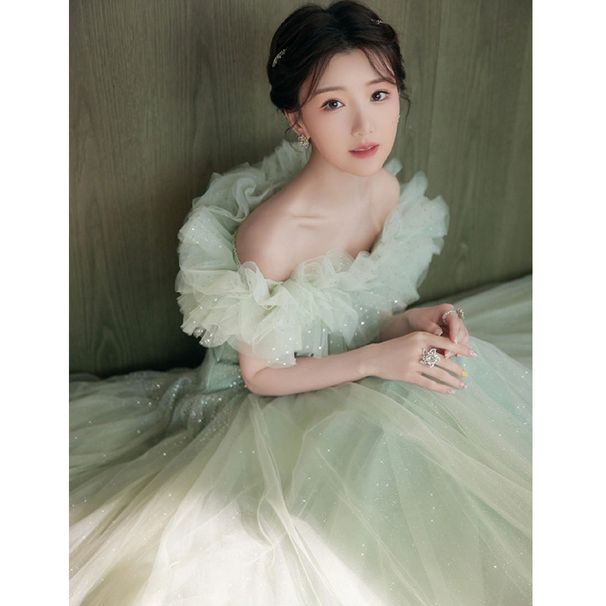 Green Evening Gown, 2026 New Style, Niche, Forest Themed, Fairy Like, Student Graduation, Vocal Arts Exam, Tulle Performance Costume._ecoleips.com