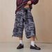 Women's Cargo Denim Capri Pants, Military Camo Print Straight Leg Cropped Jeans With Multiple Pockets, Retro American Style Casual Trousers_ecoleips.com