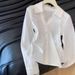 Elegant plus Size White Lace Trimmed Shirt French Style Chic V Neck Long Sleeve Fitted Waist Blouse for Women_ecoleips.com