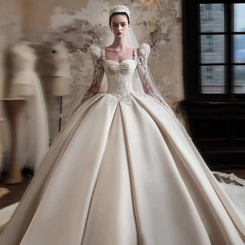 Women's Vintage Wedding Dress Long Train High Quality Texture New Style for Petite Brides Long Sleeves_ecoleips.com