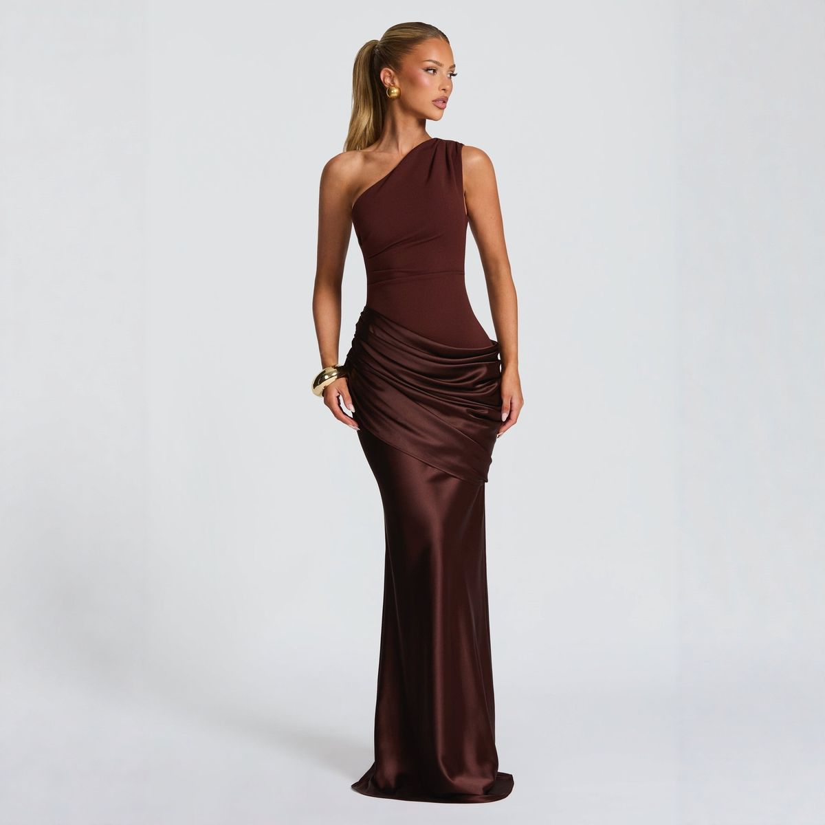Women's Sleeveless Slim Fit Ruched Panel Solid Color Bodycon Mermaid Hem Maxi Dress – Elegant Party Gown_ecoleips.com