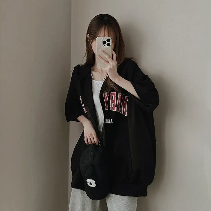 Women's Short Sleeved Cardigan Grey Sweatshirt Korean Style Sporty Loose Hoodie with Zipper Spring Summer 2023 Unique Design_ecoleips.com