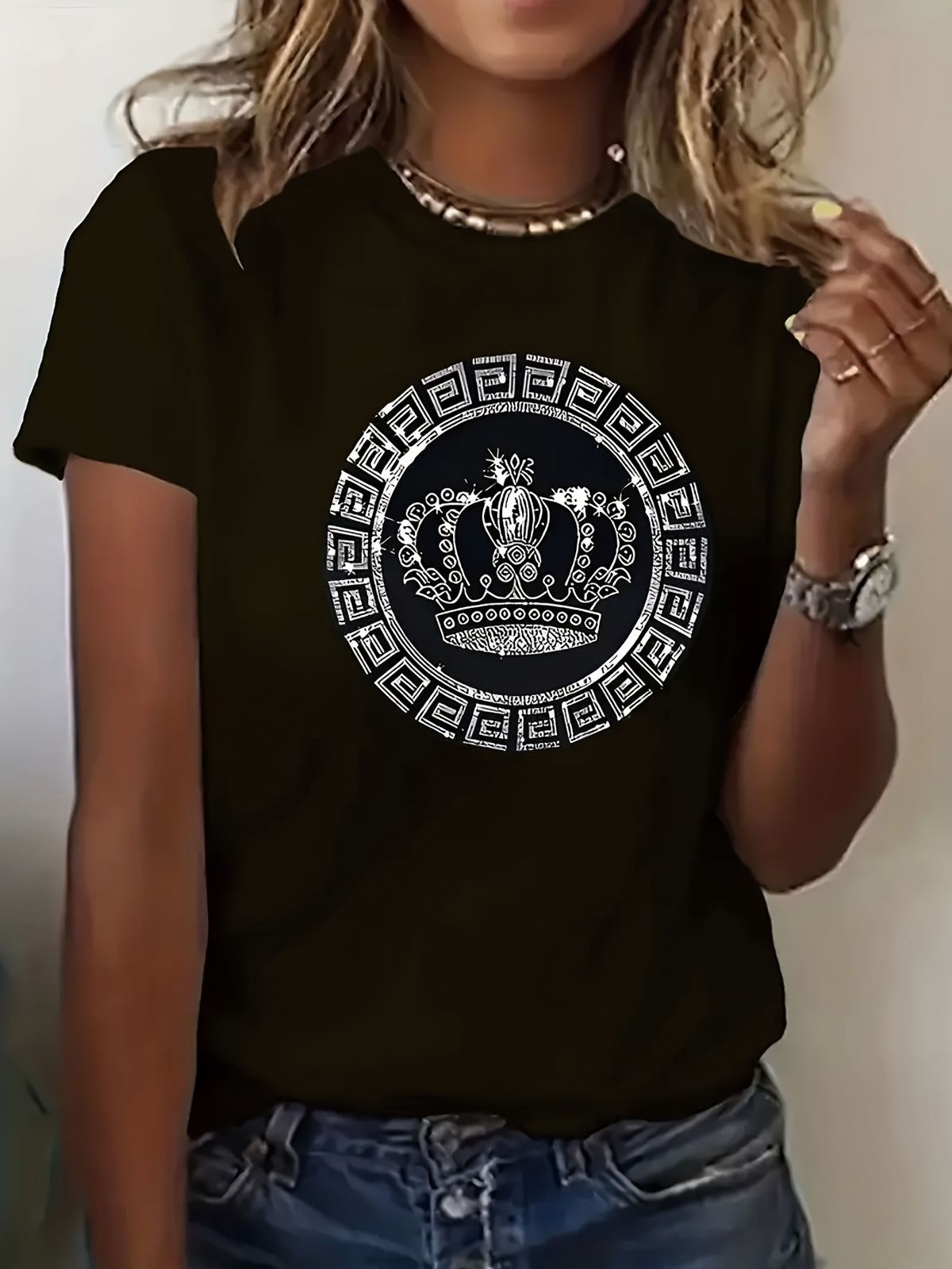 Women's Clothing Women's Crew Neck T-Shirt Style Crown Greek Letter Print Top For Formal & Casual For Women_ecoleips.com