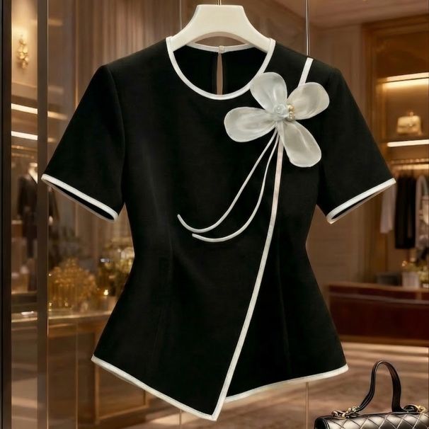 Black And White Contrasting Three-dimensional Flower Slim-fitting Versatile Short-sleeved Top Women_ecoleips.com