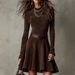 Autumn Fashion: Elegant And Sophisticated, A Solid-Color Long-Sleeved Dress With A Round Neckline And Belt_ecoleips.com