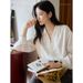 Moriirose White Collared Lace-Up Off-Shoulder Long-Sleeve Shirt For Women, Autumn French Retro Style Top_ecoleips.com