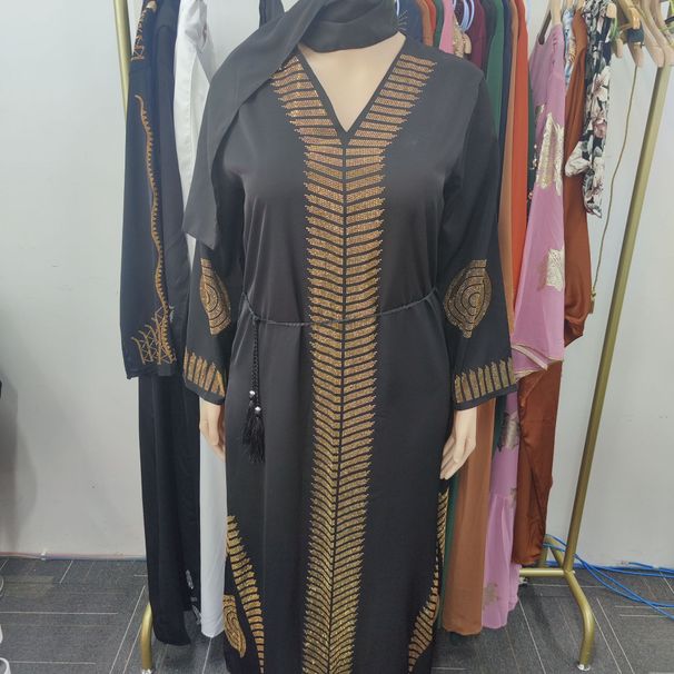 Z2129 Plus Size Dress With Heavy Embroidery And Rhinestones Muslim Long Robe Two-Piece Set_ecoleips.com