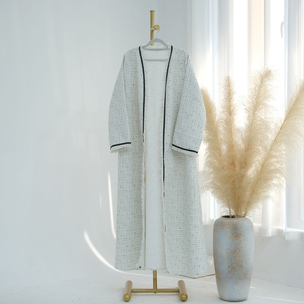 Women's Elegant Long-Sleeve Maxi Dress With 3D Floral Print, Belted Waist & Flowy Skirt For Office & Fall Wear_ecoleips.com