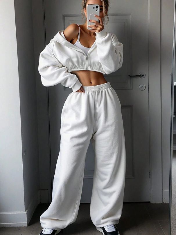2025 Autumn And Winter New Women's Fashion Long-sleeved Sports And Leisure Sweater Set Two-piece Set_ecoleips.com
