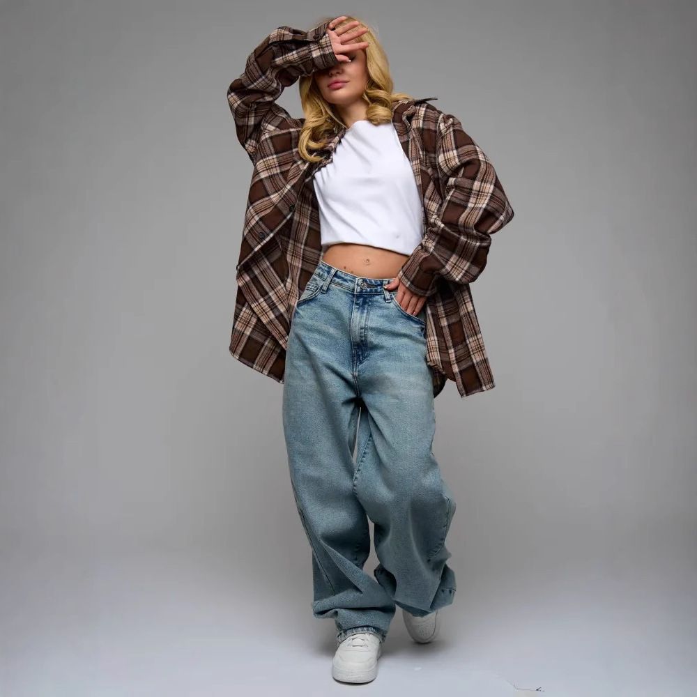 Classic Washed Denim Jeans For Women – High-Quality Cotton Mid-Rise Relaxed Fit Pants – Vintage Blue Casual Trousers_ecoleips.com