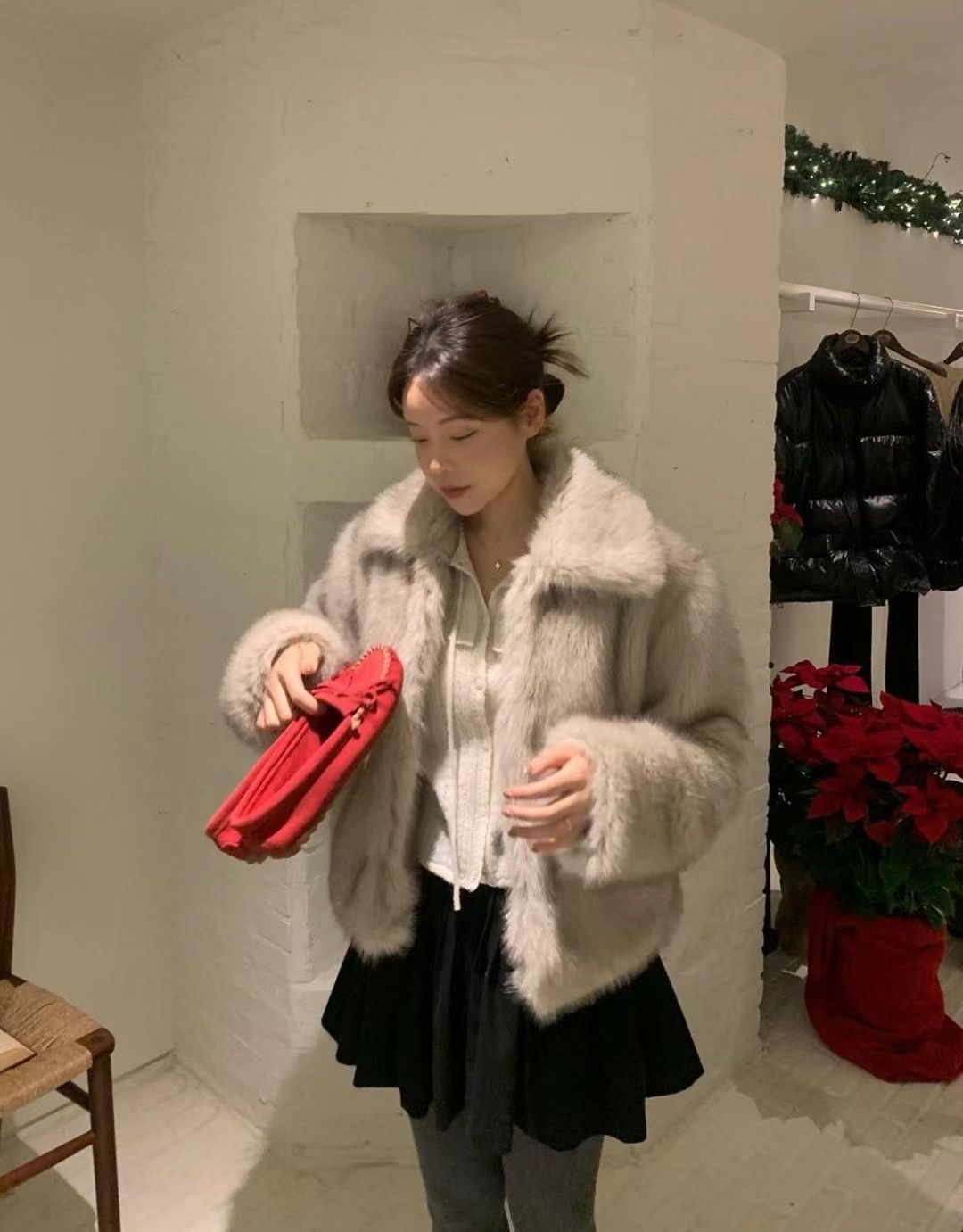 Korean Oversized Faux Fur Coat With Lapel Collar – One-Size Grey Winter Jacket, Trendy Streetwear_ecoleips.com