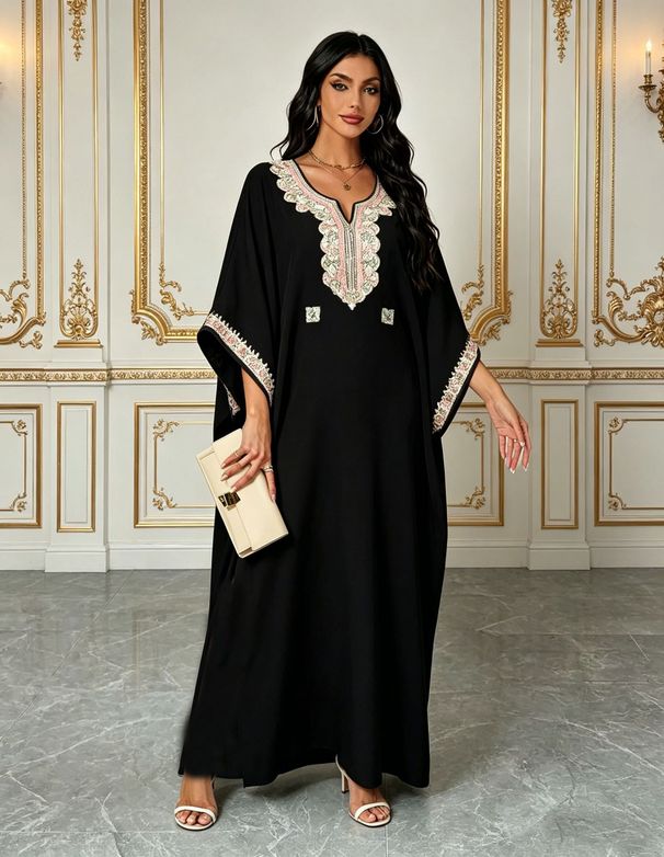 Featured Clothing: European And American Style Embroidered Long Dresses, Loose Plus Size Dresses, Moroccan Style Vacation Wear, Elegant Women's Clothing_ecoleips.com