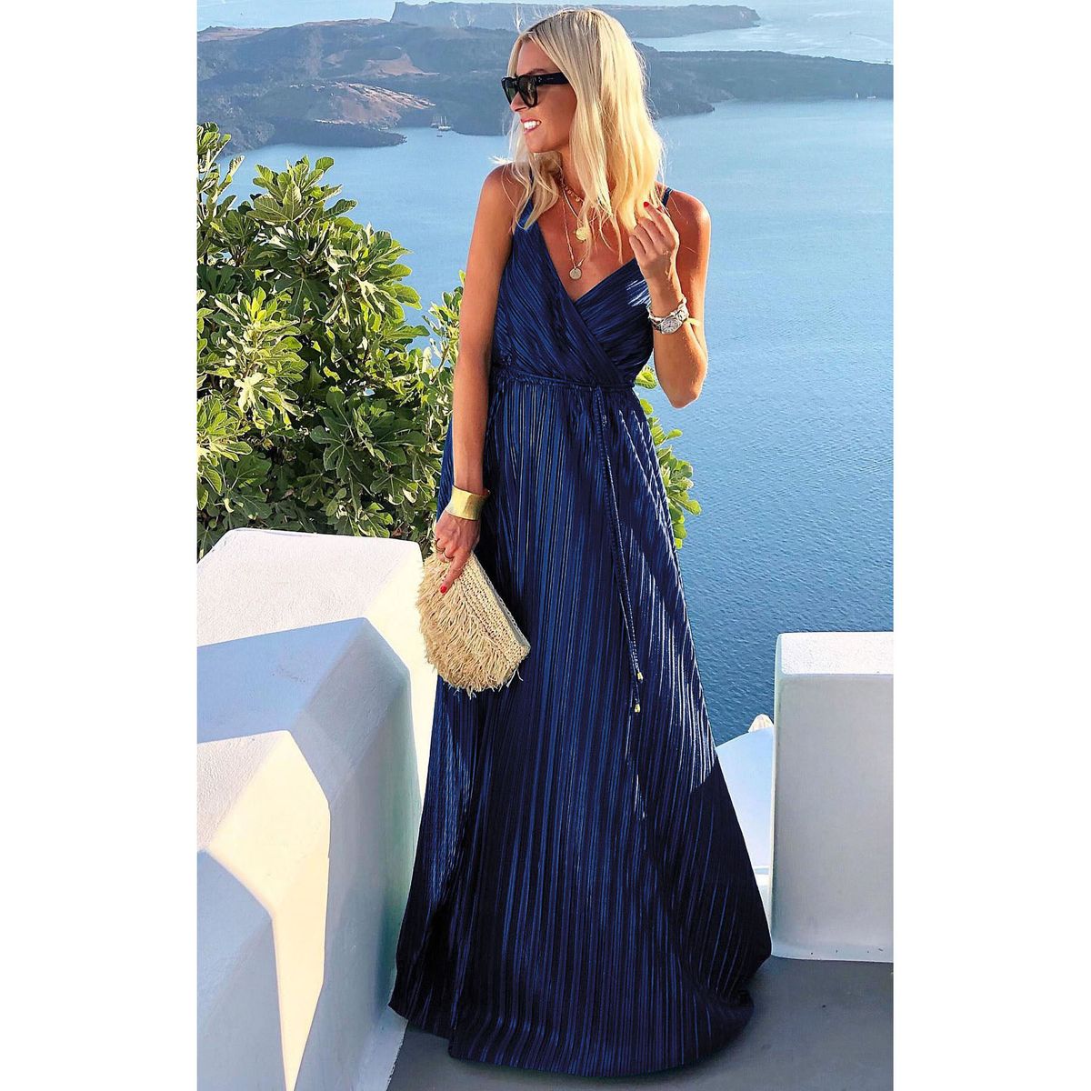 Women's new sexy suspender pleated dress INS strappy loose full swing dress_ecoleips.com