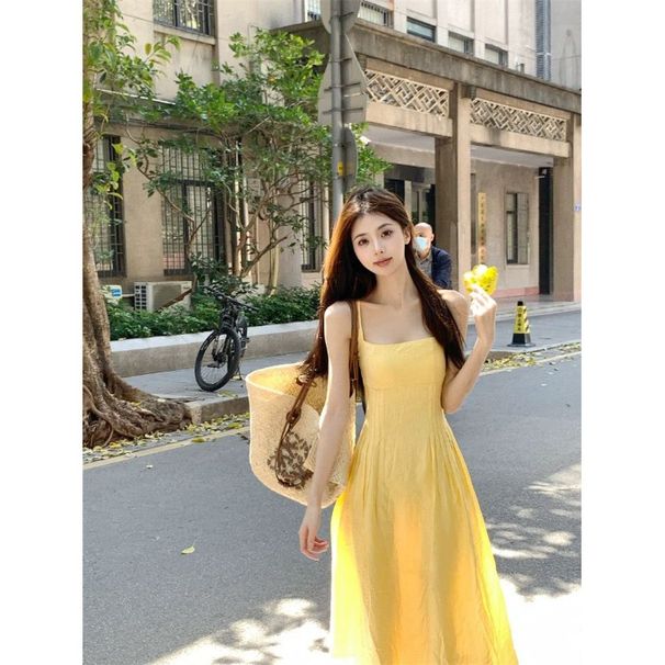 French Style Petite Yellow Strap Women's Summer New Waist-Cinching Elegant Long Beach Vacation Dress_ecoleips.com