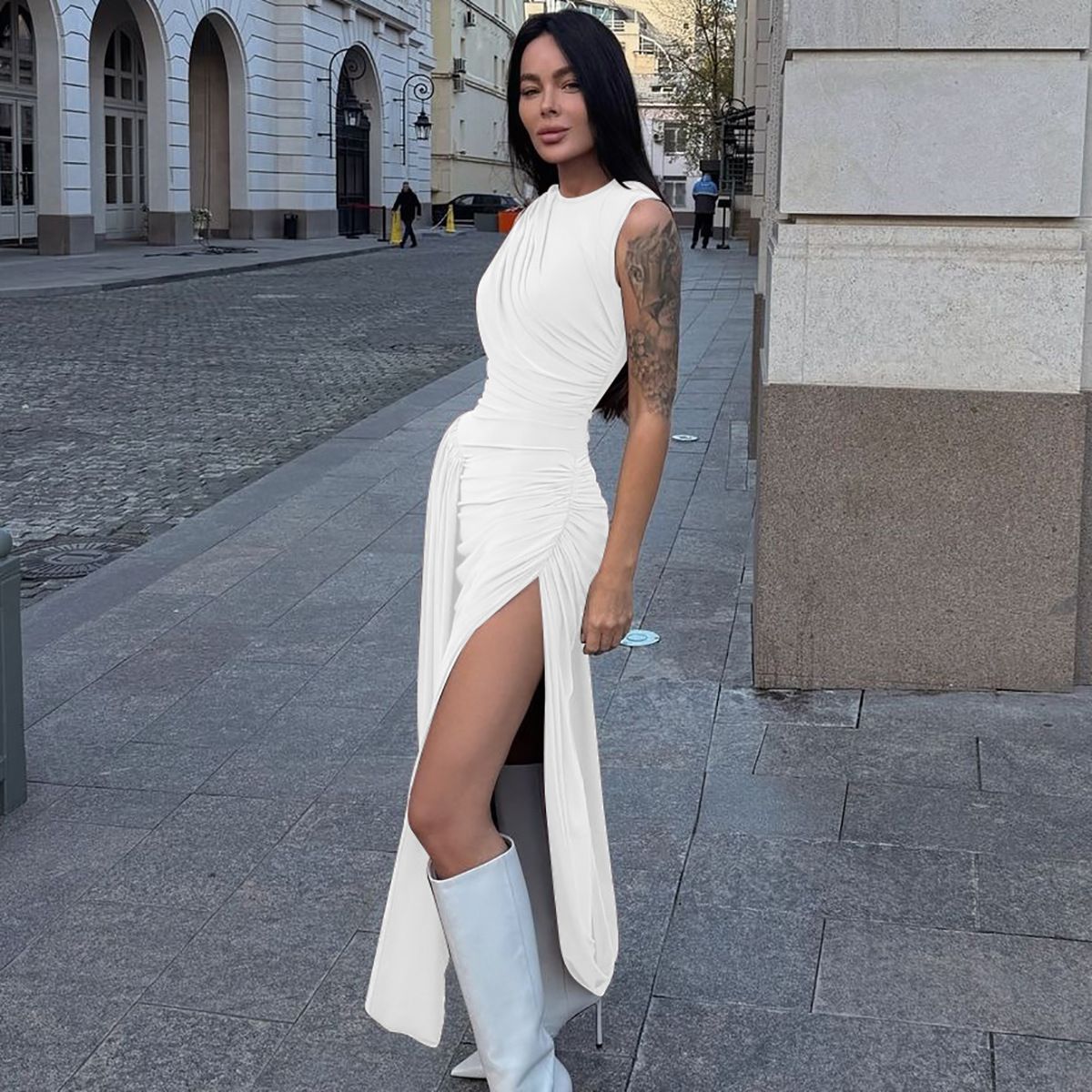 Womn's Fashion 2025 Summr Nw Fashionabl Prsonality Slit Ruchd Slim Fit Round Nck Slvlss Drss_ecoleips.com