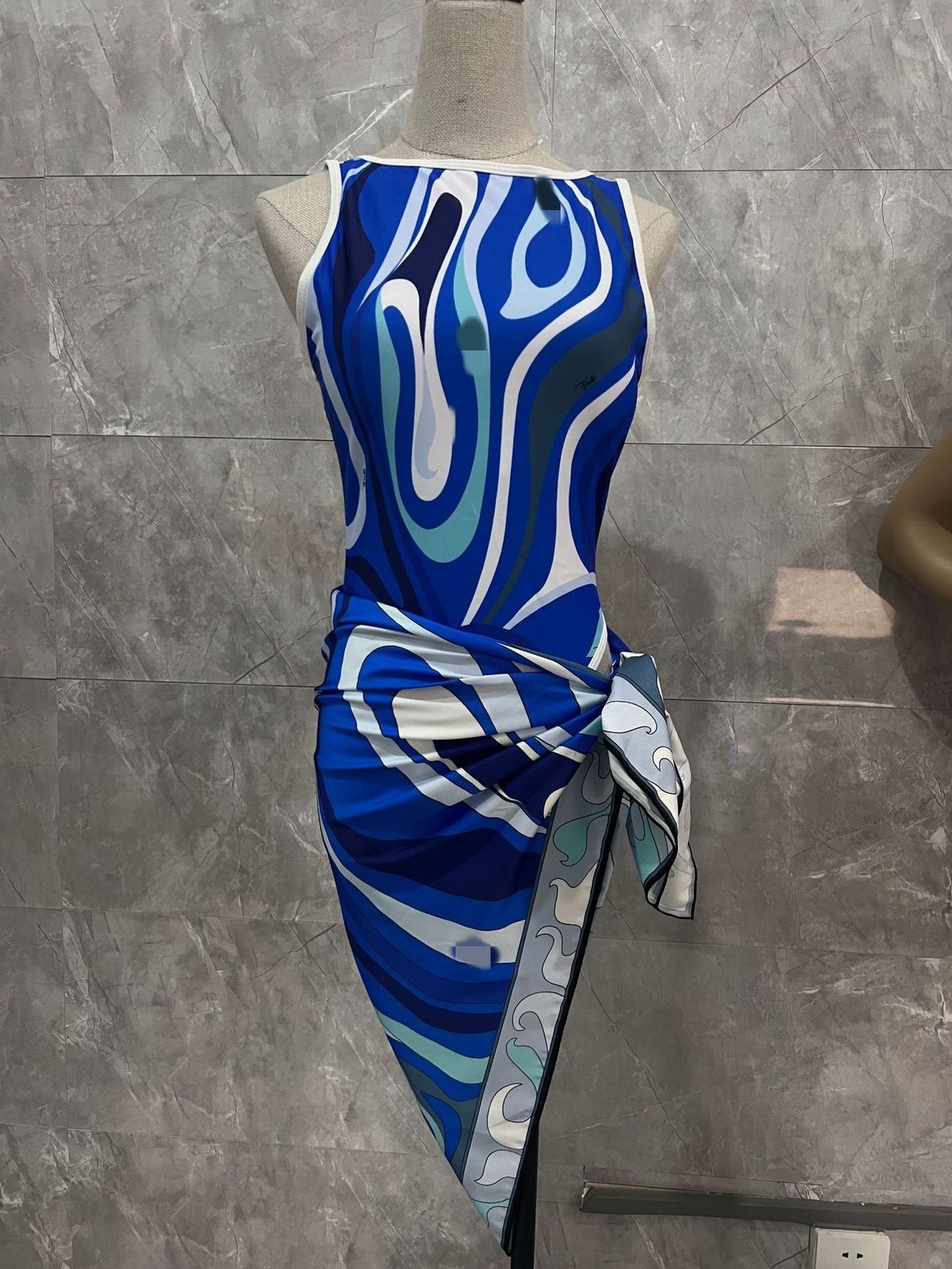 Women's Clothing Sexy One-Piece & Bikini Swimsuit Set -Two Styles In One Swimwear Set Adjustable Straps & Flattering Fit"_ecoleips.com