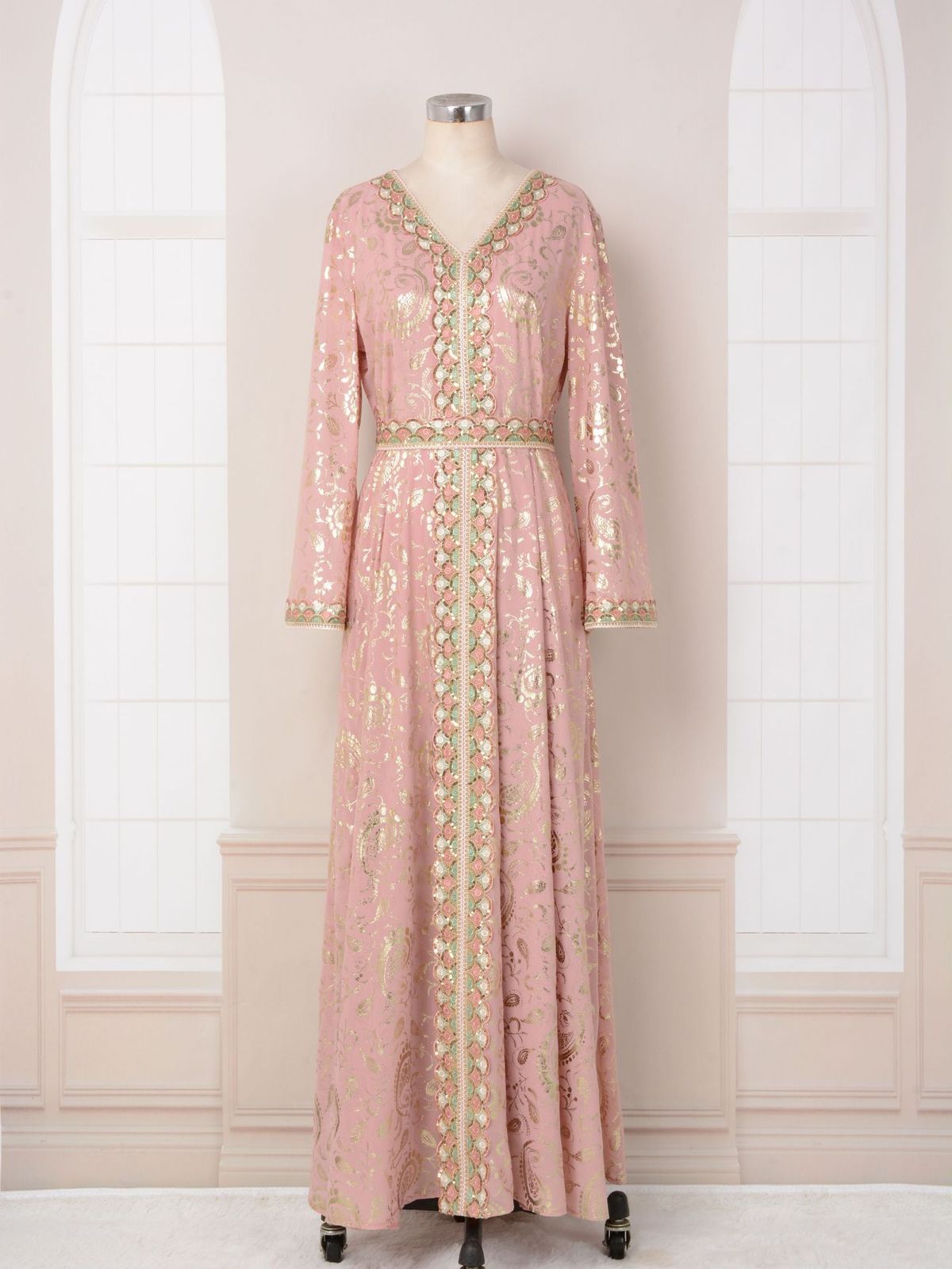 Voya Middle Eastern Abaya With Gold Embossing, Fashionable High-end Women's Clothing, Elegant And Slim-fitting Long_ecoleips.com