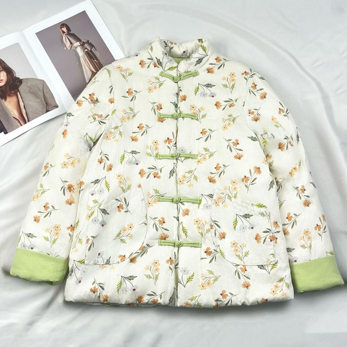 Women's Clothing Vintage-Inspired Cotton-Padded Coat With Frog Closures – Thickened Loose-Fit Winter Jacket For Women, Classic Chinese Style_ecoleips.com