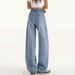 Light Blue High-Waisted Curved Hem Jeans For Women – Loose Fit Wide-Leg Denim Pants With Relaxed Streetwear Vibe (Summer Staple)_ecoleips.com