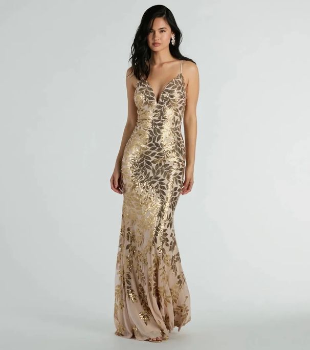Women's Clothing Long Dress Fashionable Versatile Sequin Sexy Backless Suspender Long Dress_ecoleips.com
