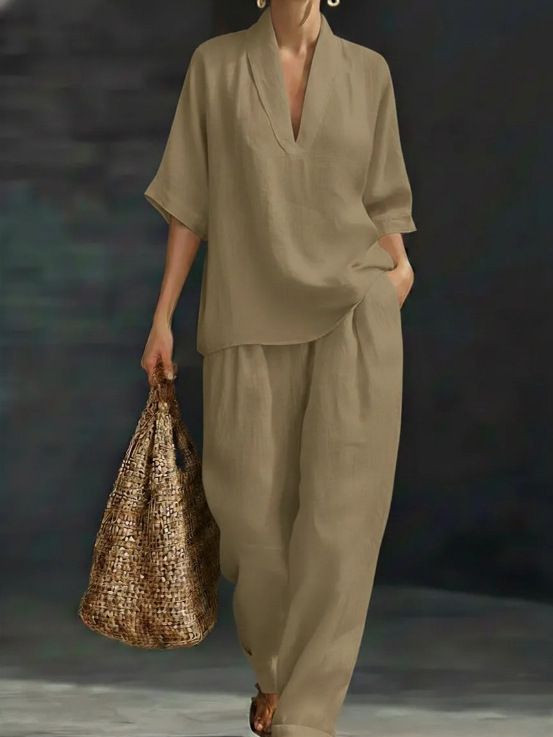Women's V-Neck Short Sleeve Top Wide Leg Pants Set Two-Piece Casual Comfortable Stretch Fabric Outfit_ecoleips.com