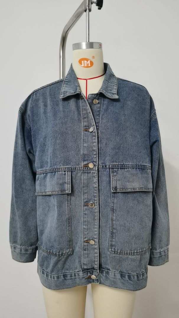 K New Versatile Slimming Retro Classic Loose Denim Casual Jacket Top For Women. No Necklace, Glasses, Or Other Accessories_ecoleips.com