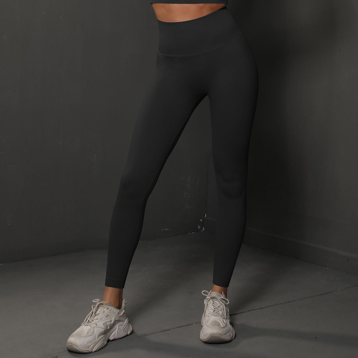 K Seamless High Waist Tight Yoga Clothes Peach Hip Training Yoga Pants Sports Running Fitness Pants Women_ecoleips.com
