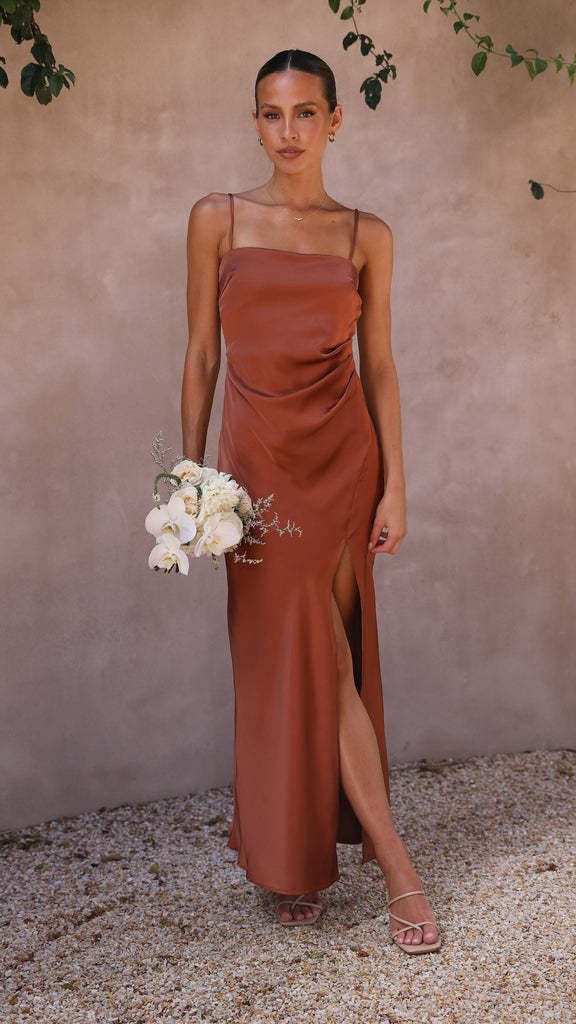 Spring Summer 2026 Cross-Border European And American Women's Fashion New Solid Color Slit Strap Dress For Women_ecoleips.com