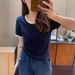 The 2026 Color-Coordinated Short-Sleeved T-Shirt With A U-Shaped Neckline And Straight Shoulders Is A Stylish, Versatile_ecoleips.com