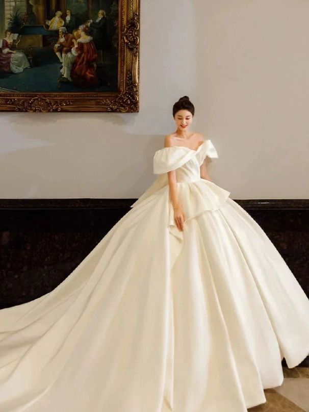 One Shoulder Satin Main Wedding Dress 2025 New Bride High End Texture On The Run Princess Trailing Out Of Light Tulle_ecoleips.com