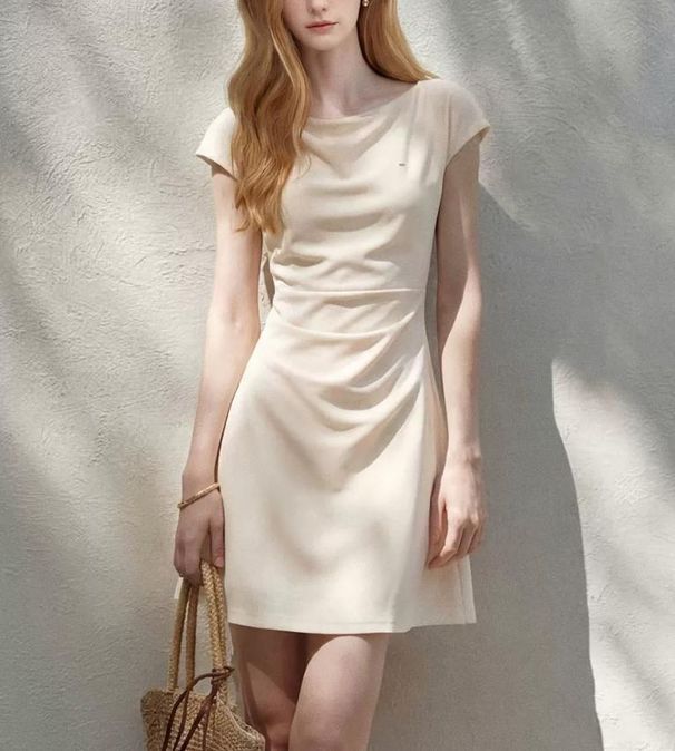 Dress Women's Pleated Waist Simple High Sense 2026 Summer Beautiful Short Skirt_ecoleips.com