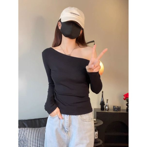 American-Style Retro Design: A Stylish, Figure-Flattering Top With Slanted Shoulders And Exposed Chest Area, Made Of Mod_ecoleips.com