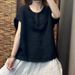 Summer Clothing Featuring A Retro, Casual Style: A Cotton-Linen Top For Women With A Loose Fit And Round Collar; Simple_ecoleips.com