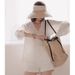 Liangyixuan 2024 Summer High-End Style New Chinese V-Neck Beaded Crochet Exquisite White Shirt Top For Women_ecoleips.com