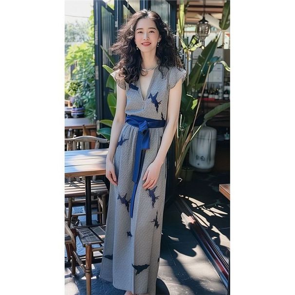 Blue Fashionable Dress For Women In Summer 2025, With A Light Luxury High-End Temperament, French Elegance And_ecoleips.com