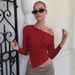 2025 Summer New Fashion Simple Asymmetrical Shoulder Stretch Slim Fit Split Long Sleeve T-Shirt Wholesale_ecoleips.com
