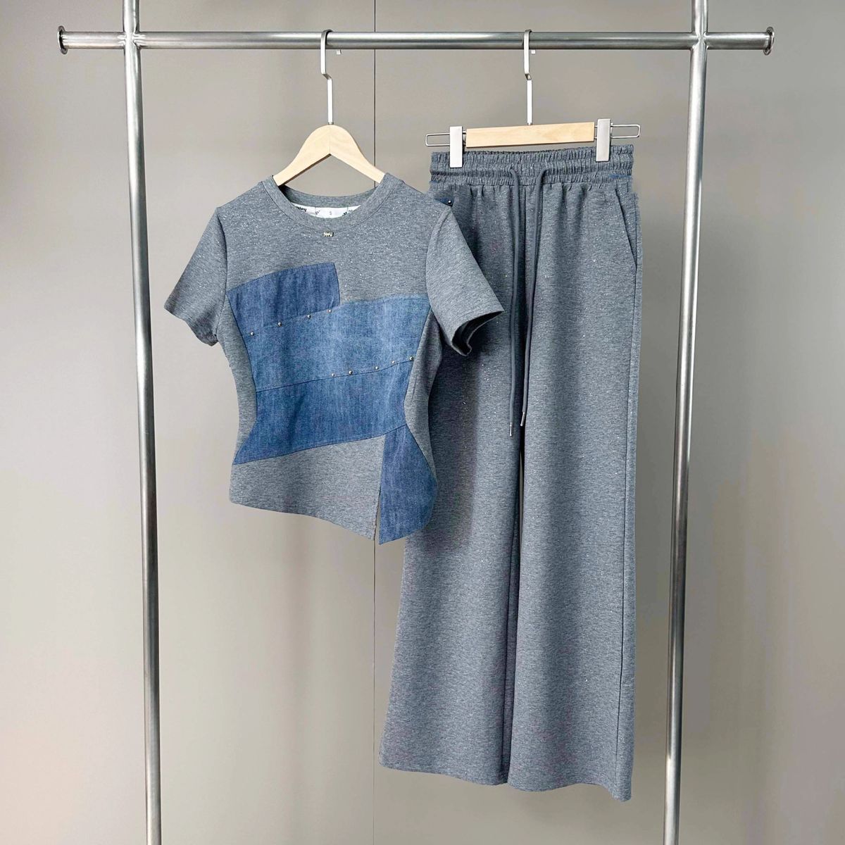 Women's Clothing Casual Sports Suit Fashion Color Matching Slim T Shirt Wide Leg Pants Two Piece Suit_ecoleips.com