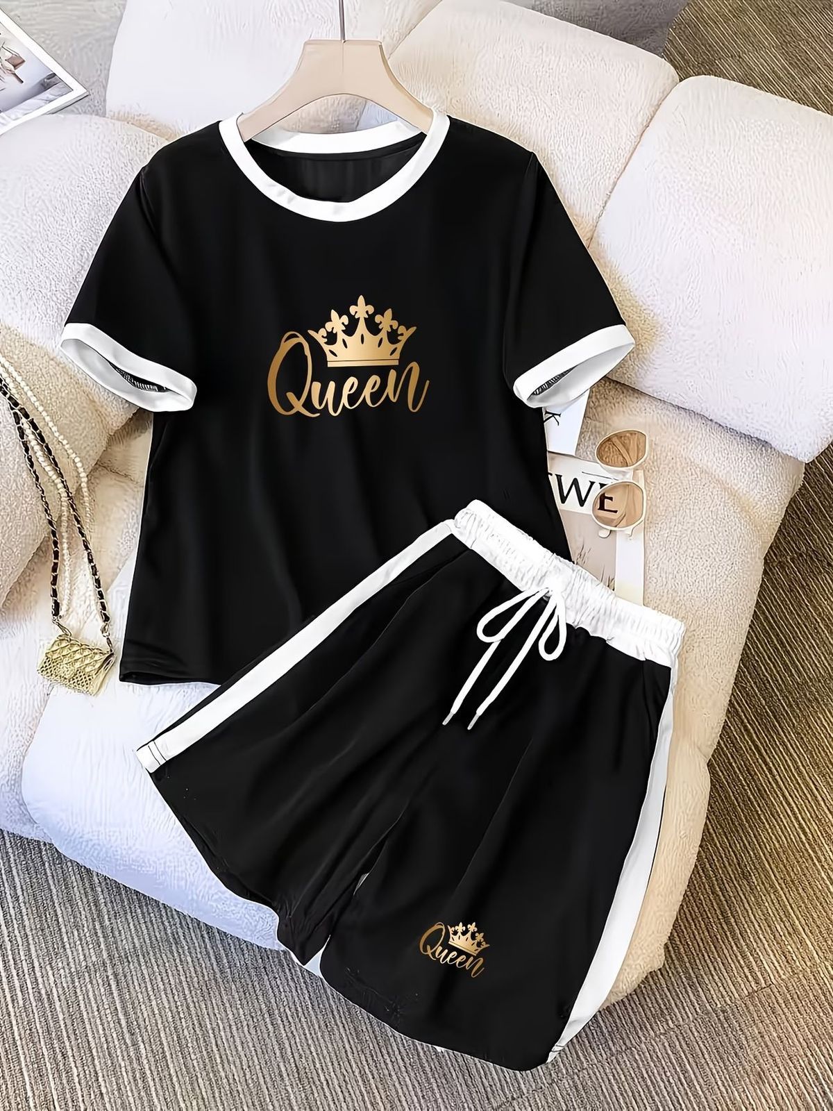 Queen Crown Print Women's Summer Outfit Set Short Sleeve Top & Shorts Casual Luxury England Style Fashion Polyester_ecoleips.com